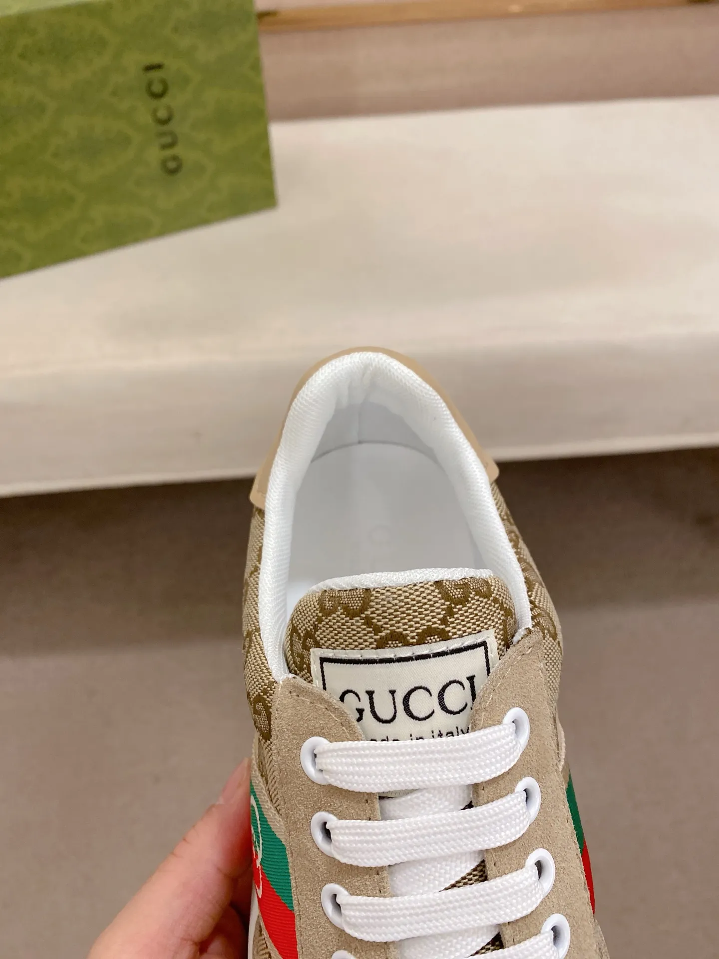 Men's clothing and shoes💰:440💰 (GUCCI) The latest model from the official website 🎁🎁Casual and fashionable men's shoes👟, hot style 💥The version is simple and elegant, exclusive for trendy men. Unique official website latest brand elements 👑Gucci original decoration, fashionable and generous, the fabric is original cowhide ✅sheepskin lining, the official website specifies wear-resistant casual outsole, the classic model is taken in kind at the counter🎬38-44 (45 is not returned or exchanged)